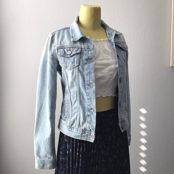 Brandy Melville X-Small/Small Jean Jacket - Picture 5 of 8